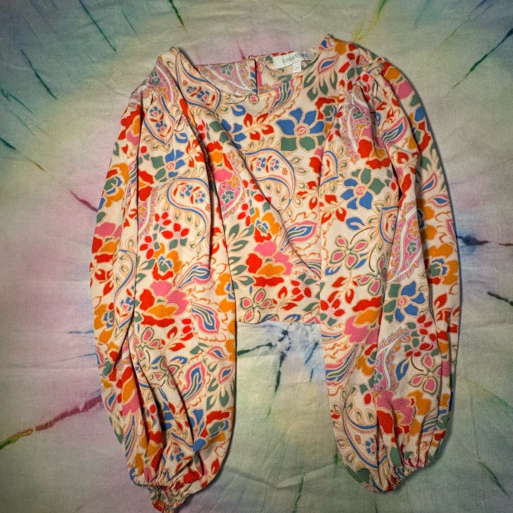 Sugarlips Colorful Paisley Balloon Sleeve Crop Top - Picture 5 of 8